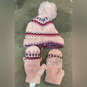 Talla Unica knit cap and fingerless mittens